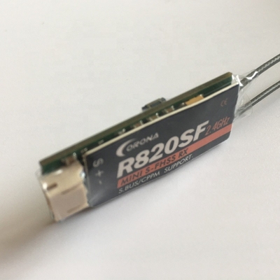 2.4ghz Futaba Mini Receiver Sfhss Rc Transmitter And Receiver Corona R820SF